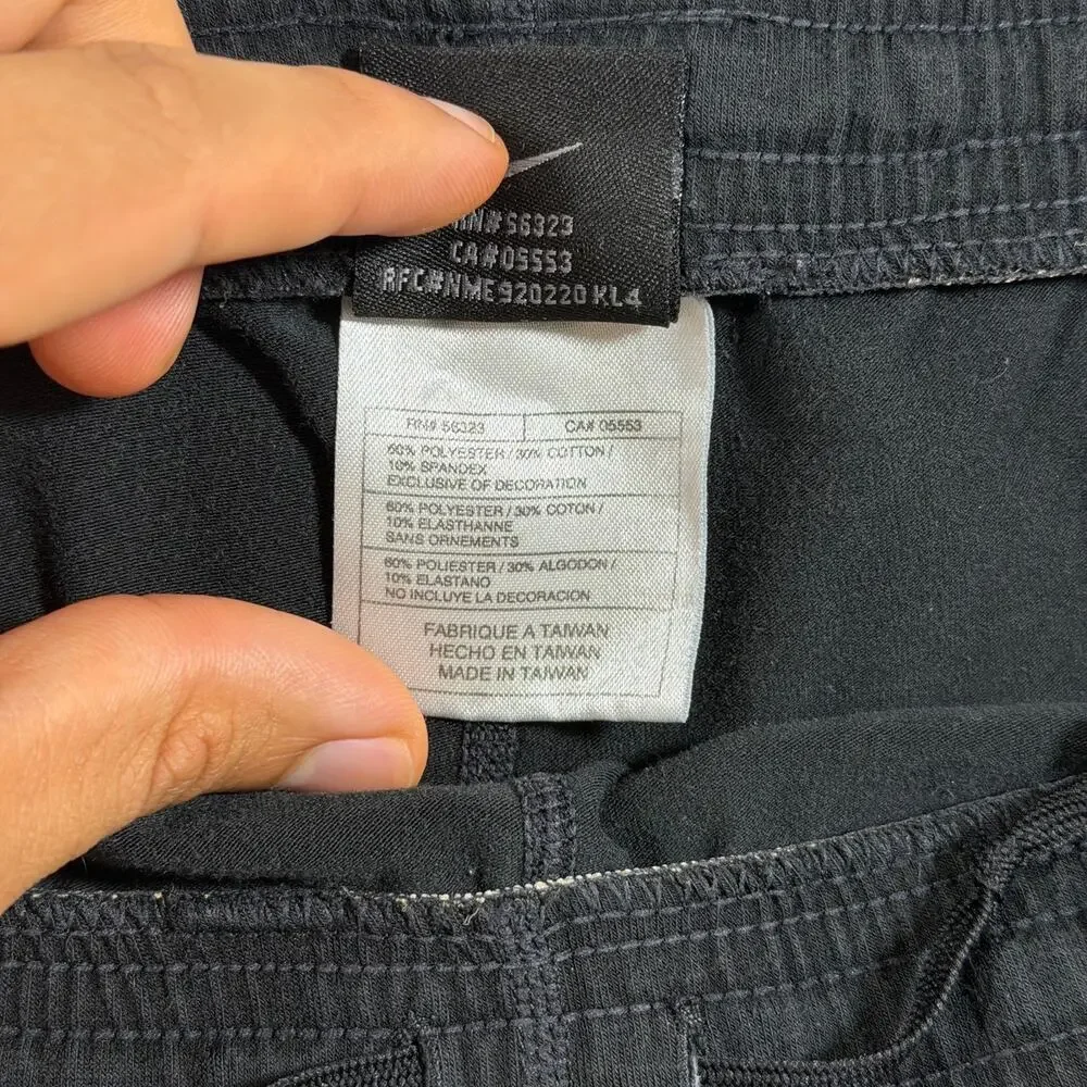 Nike Sweatpants Mens L Black Tapered Zip Pockets Drawstring Athletic Zip Ankles